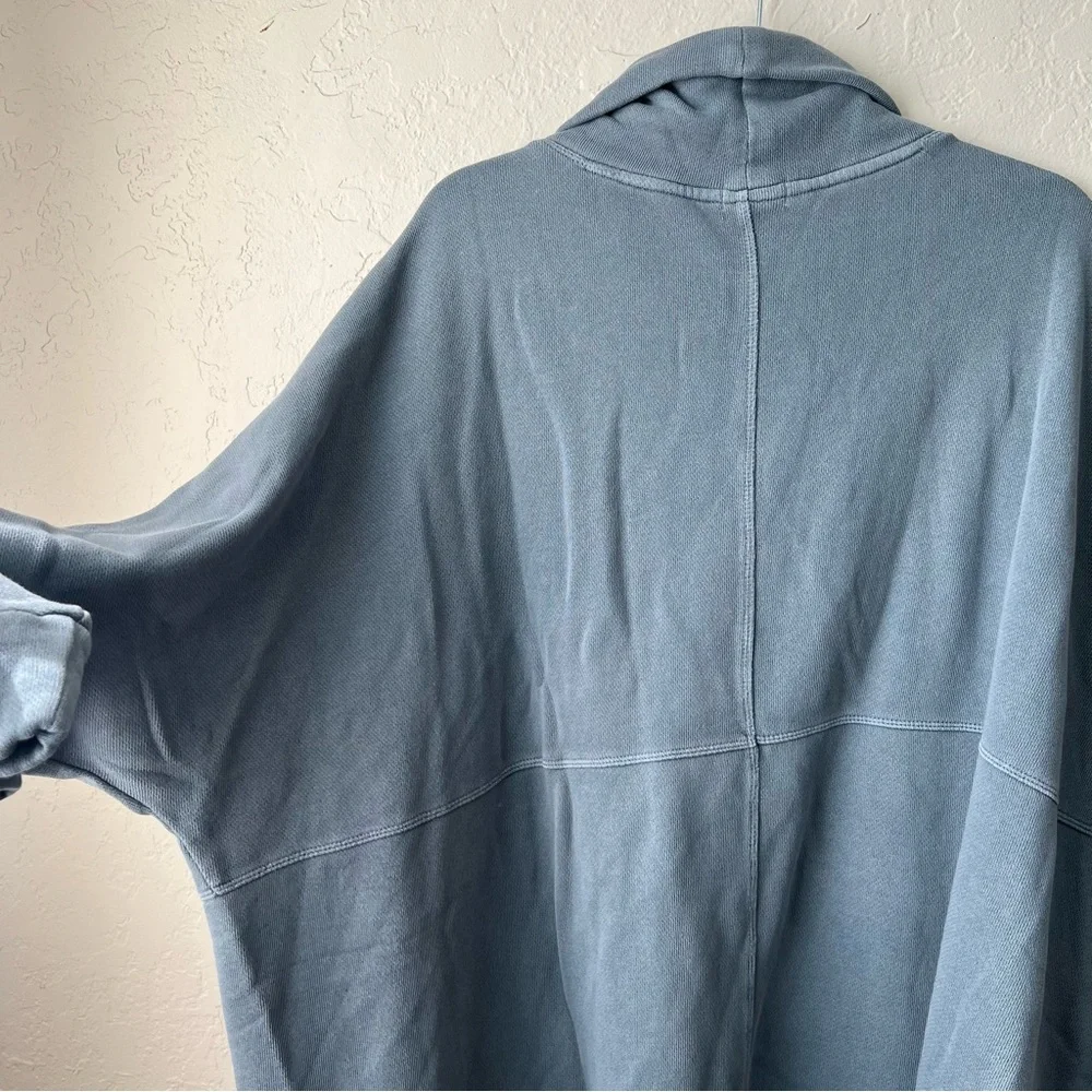 New With Tags Barefoot Dreams Malibu Collection - Picture 11 of 12